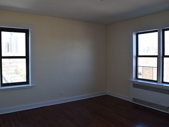 3rd image of 201 Crown St APT 2C