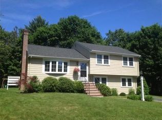 4 Kenney Rd, Medfield, MA 02052