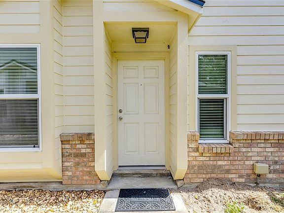 4th image of 240 BOB WHITE COURT #240