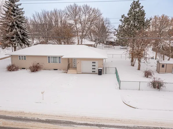 5 18th St E, Williston, ND 58801