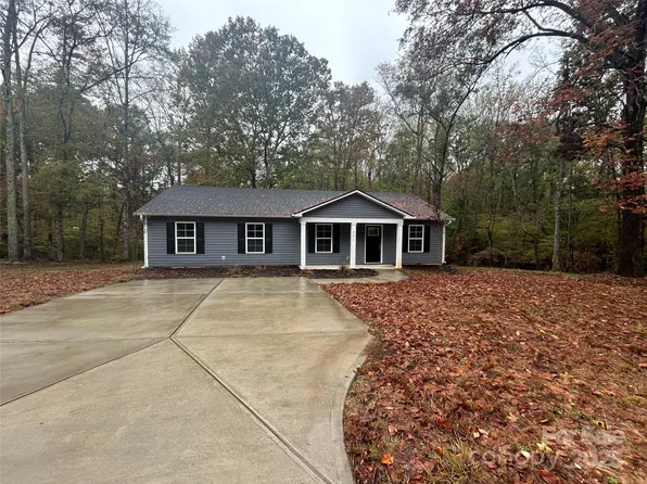 2636 Downey Dr, Lancaster, SC 29720