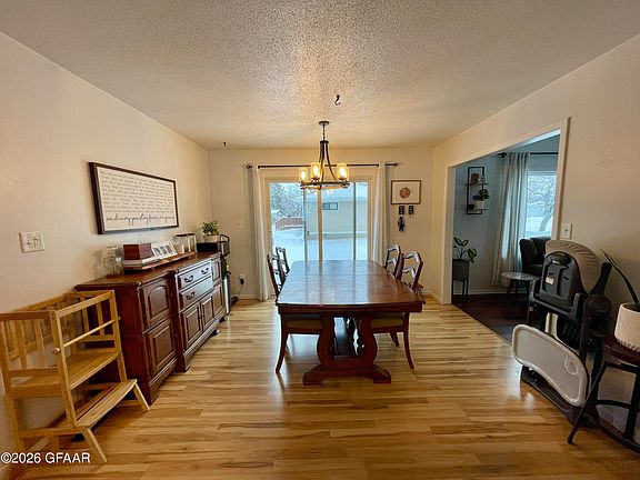 5th image of 205 Main St