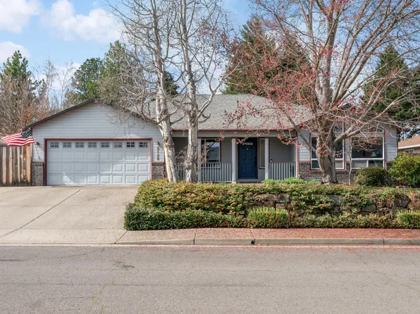 2128 Terrel Dr, Medford, OR 97501