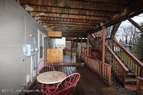 3rd image of 1222 Lakeview Dr