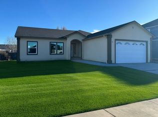 304 Victoria St, Sunnyside, WA 98944