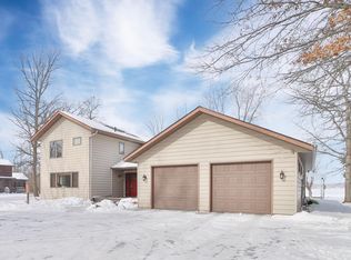 10742 E Shore Dr, Merrifield, MN 56465