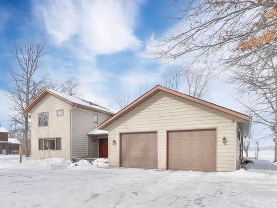 10742 E Shore Dr, Merrifield, MN 56465