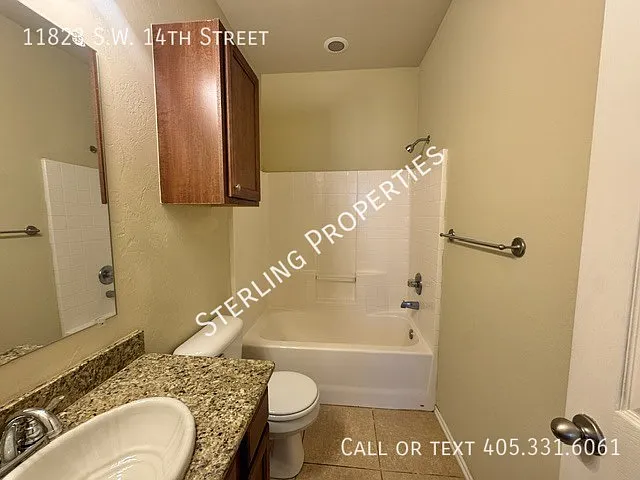 11823 SW 14th St — Photo 22