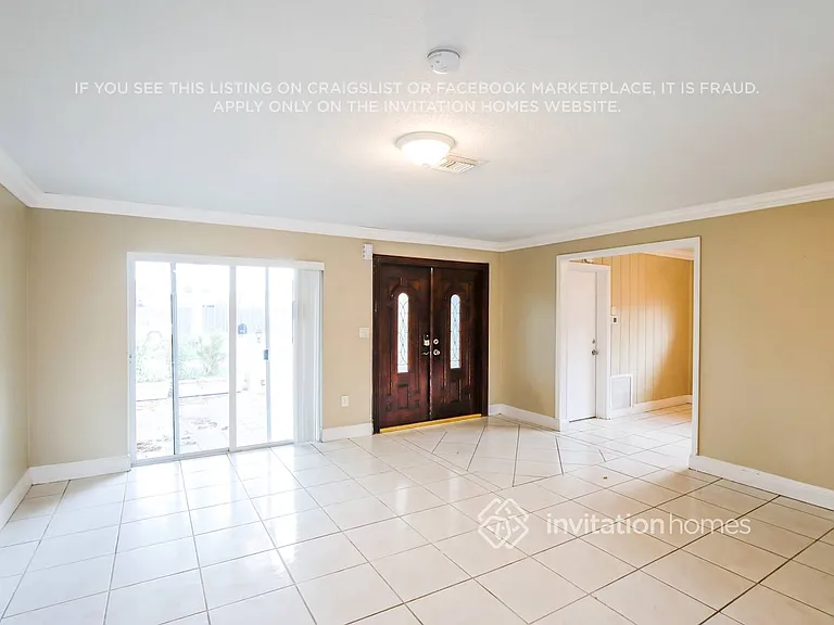 7957 Normandy St — Photo 4