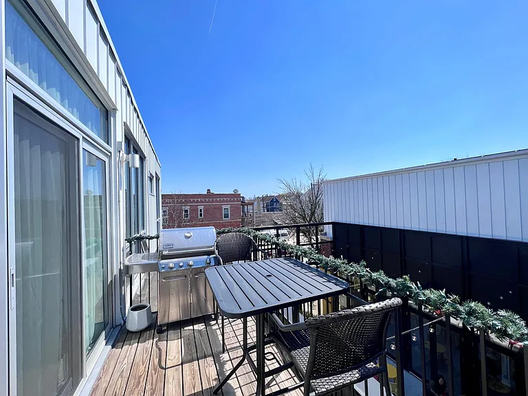 3801 W Fullerton Ave — Photo 13