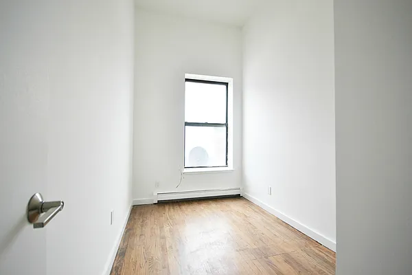 Rented by Bold New York | media 27