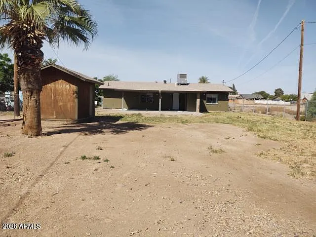 308 S 3rd St — Photo 33