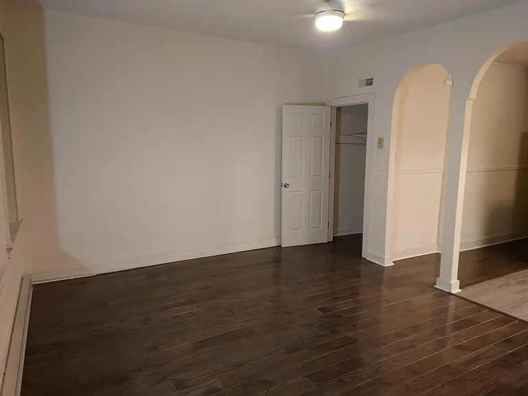 1832 Bolton St #3A — Photo 15