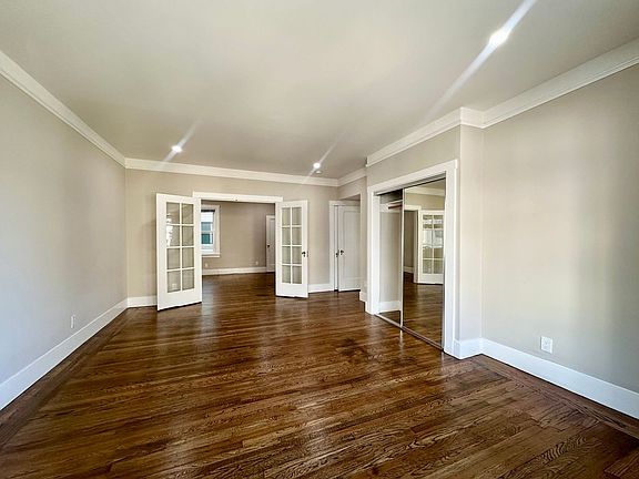 4th image of 1455 Clay St APT 6