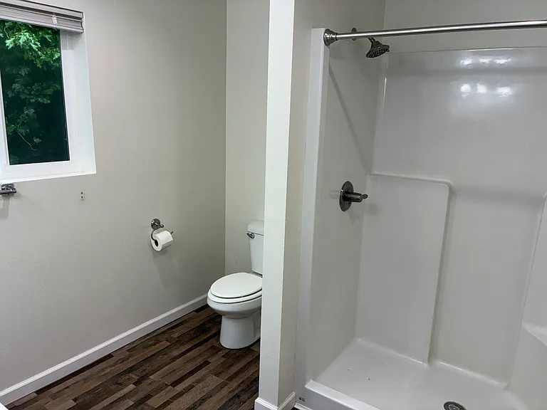 895 Date Ave — Photo 6