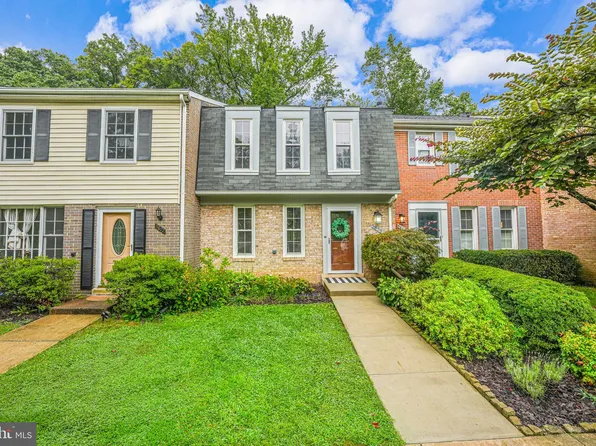 5879 Kara Pl, Burke, VA 22015