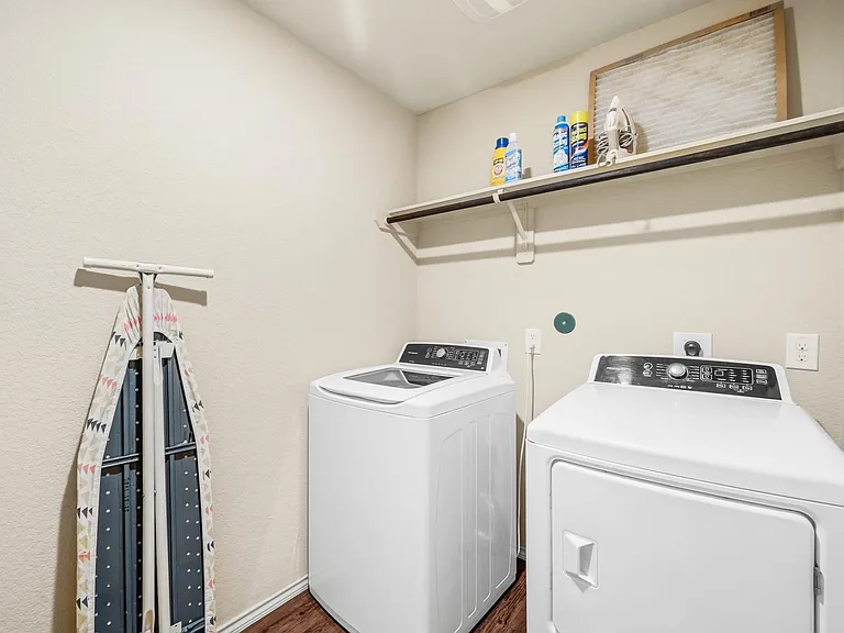 1345 Lariat Ridge Trl — Photo 17