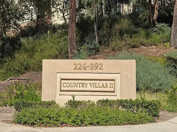 236 Country Club Dr Unit B, Simi Valley, CA 93065
