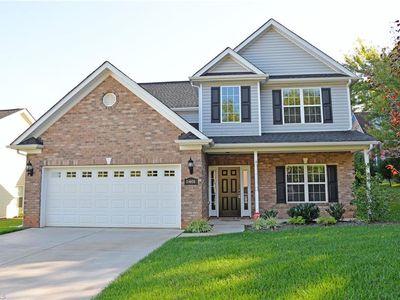 5401 Dobson Rd, Greensboro, NC, 27410