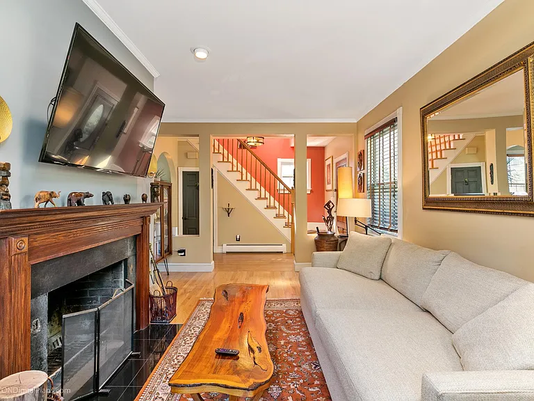 281 Waterman St — Photo 20