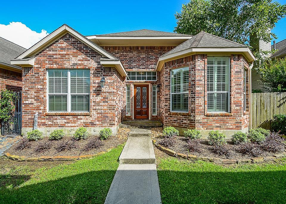1st image of 6612 Queensclub Dr