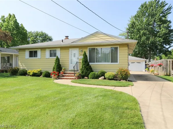 18184 Kalvin Dr, Brookpark, OH 44142