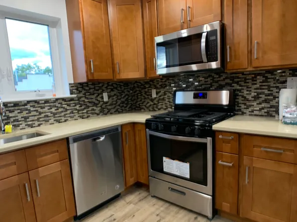 20-06 49th Street image 4 of 17