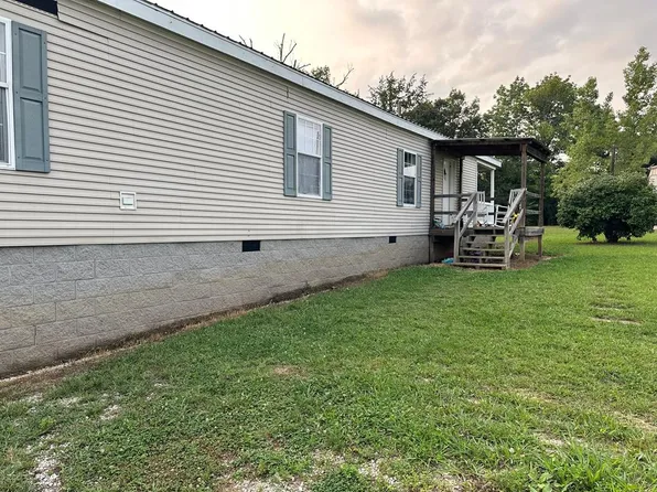 8265 Greenville Rd, Elkton, KY 42220
