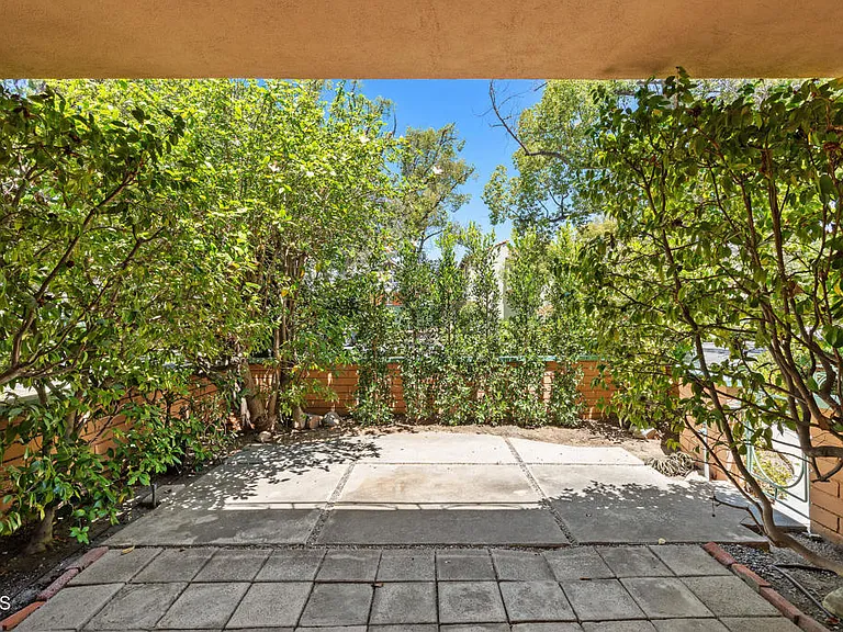 1000 San Pasqual St #A — Photo 5