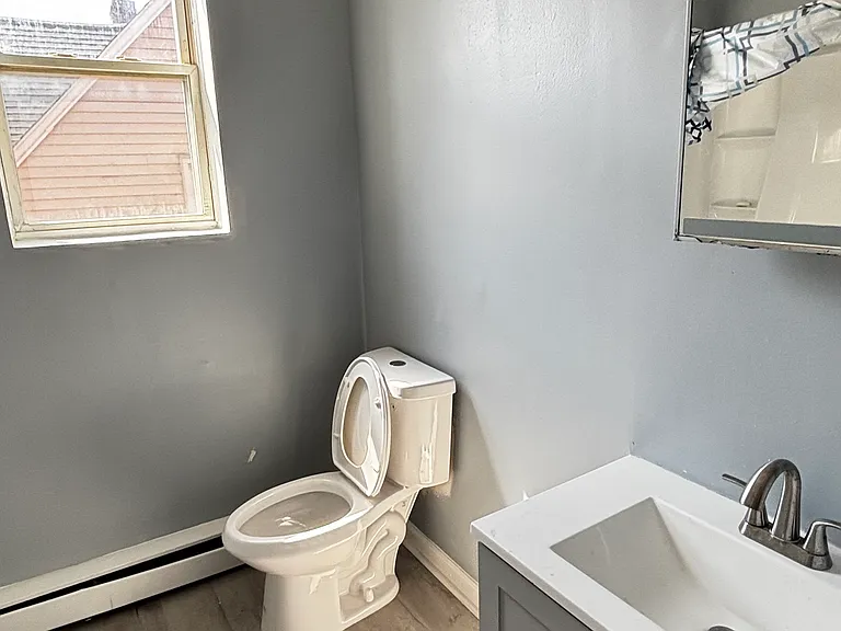 281-283 Wethersfield Ave #C2 — Photo 2