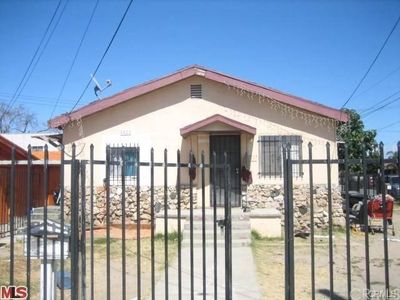 6622 Holmes Ave, Los Angeles, CA, 90001
