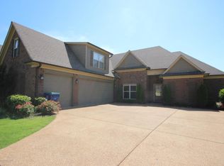 1631 Robertson Way, Hernando, MS 38632