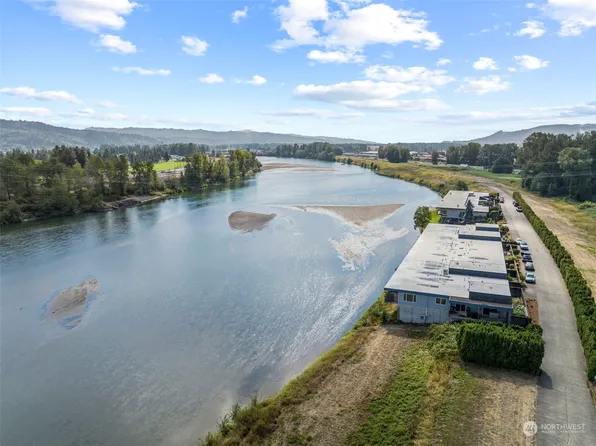 744 Marine View Drive, Longview, WA 98632