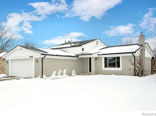 3684 Jennifer Dr, Sterling Heights, MI 48310