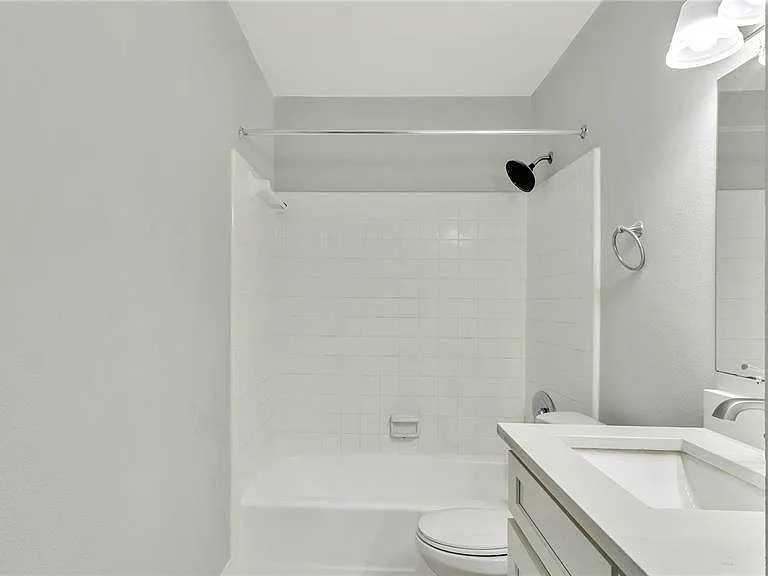 5900 22nd Ave N #2 — Photo 5