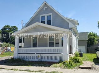 315 8th St SW, Cedar Rapids, IA 52404