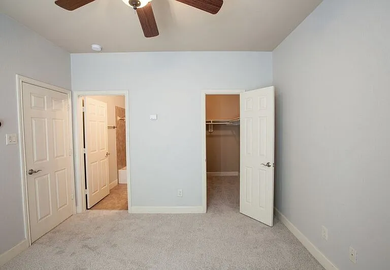 5124 Belmont Ave — Photo 7