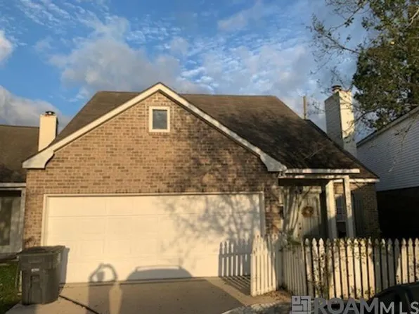 8927 Sassafras Dr, Baton Rouge, LA 70817