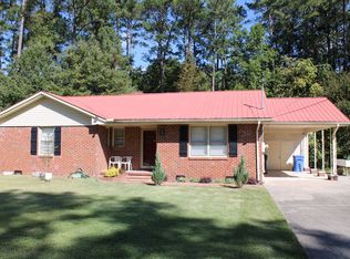 1404 Woodside Dr W, Wilson, NC 27893