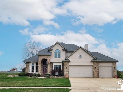 685 Avenue De Lafayette, Monroe, MI, 48162