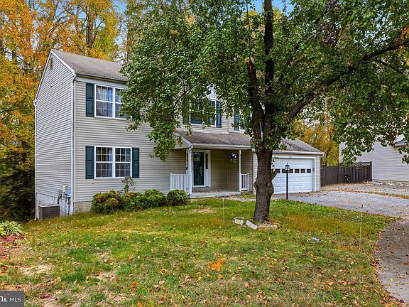 4th image of 2401 Vidalia Ct