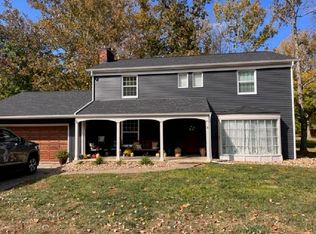 8 Woodridge Ct, Huntington, WV 25705
