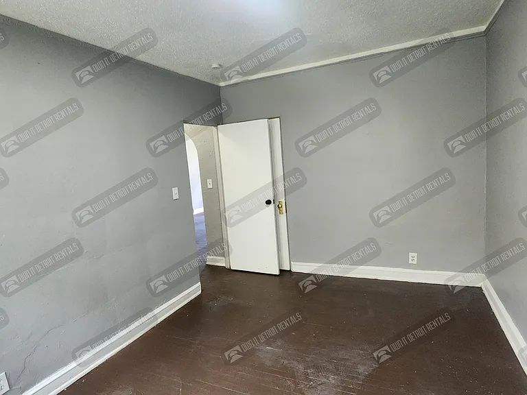 13421 Littlefield St #6 — Photo 9