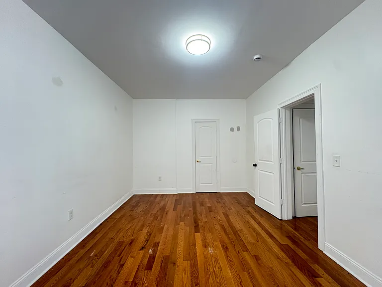 544-546 Bergen Ave #C6 — Photo 4