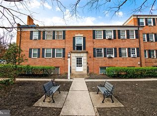 5107 10th St S APT 4, Arlington, VA