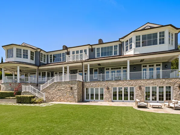 1676 N Alta Mura Rd, Pacific Palisades, CA 90272