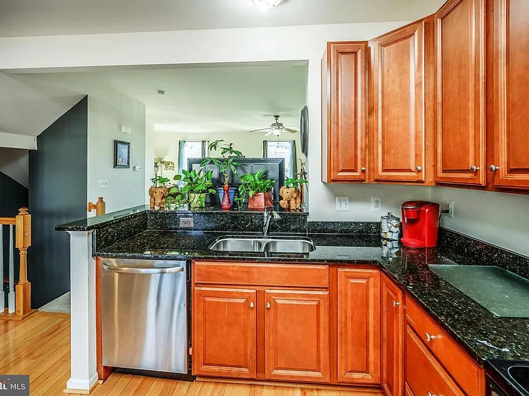 3106 Alliance Ct — Photo 16
