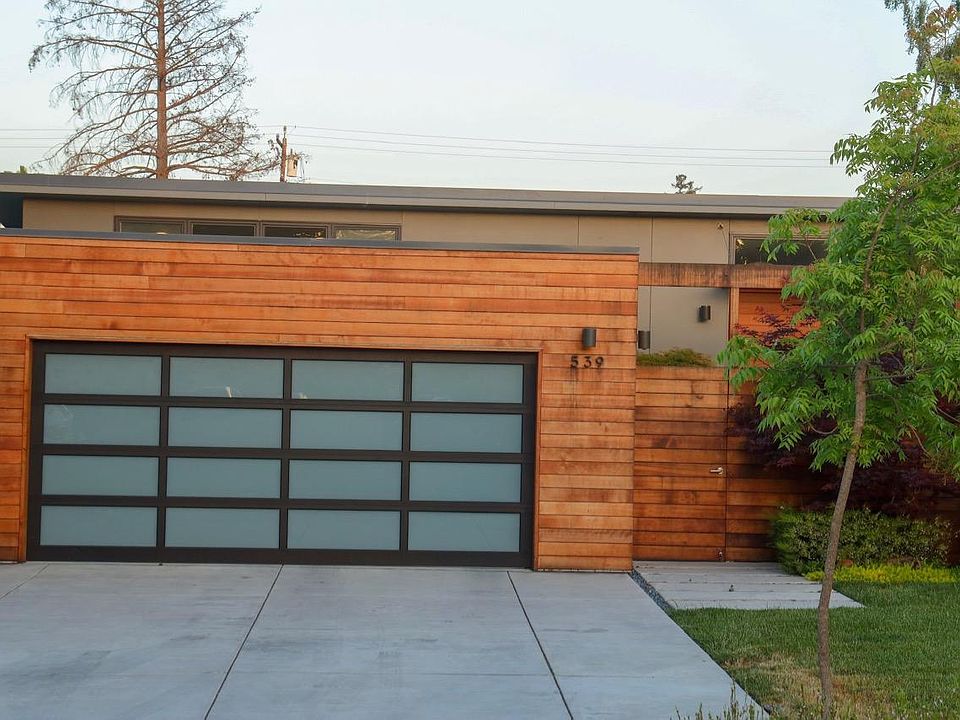 2nd image of 539 Panchita Way