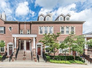 16836 Farmington Rd #52, Livonia, MI 48154