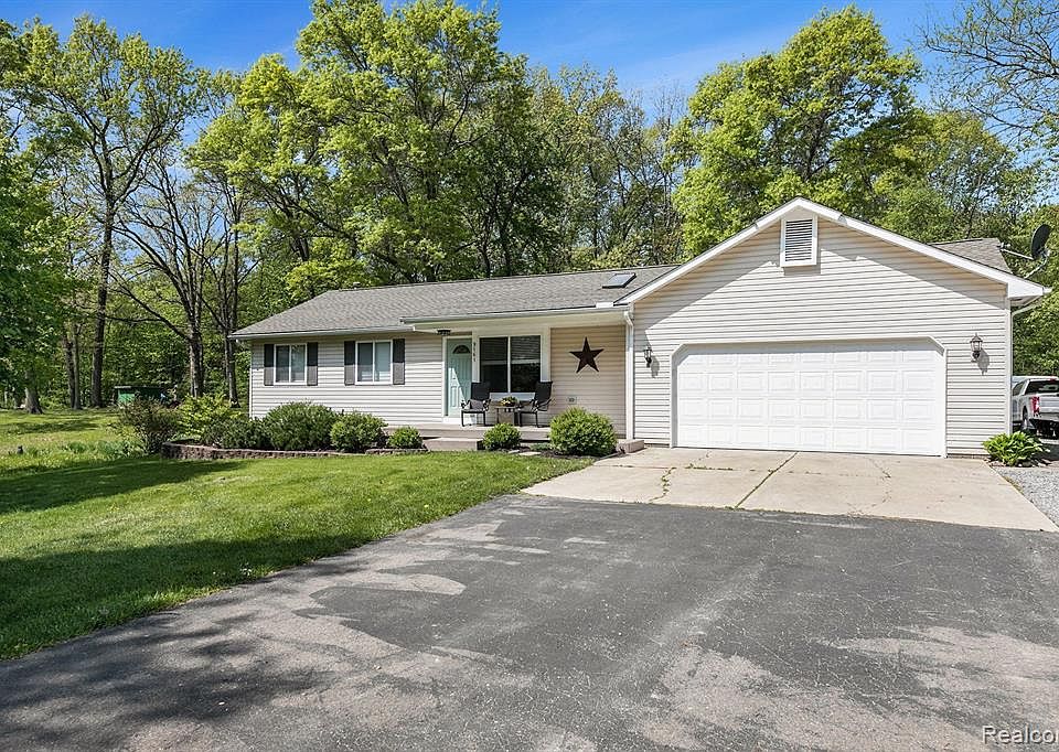 9161 Sherwood Dr, Davisburg, MI 48350 Zillow